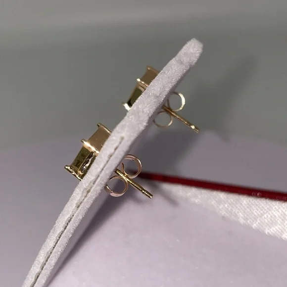 Solid Stamped 14K Yellow Gold Natural Diamond Stud Earrings Unisex Men Women